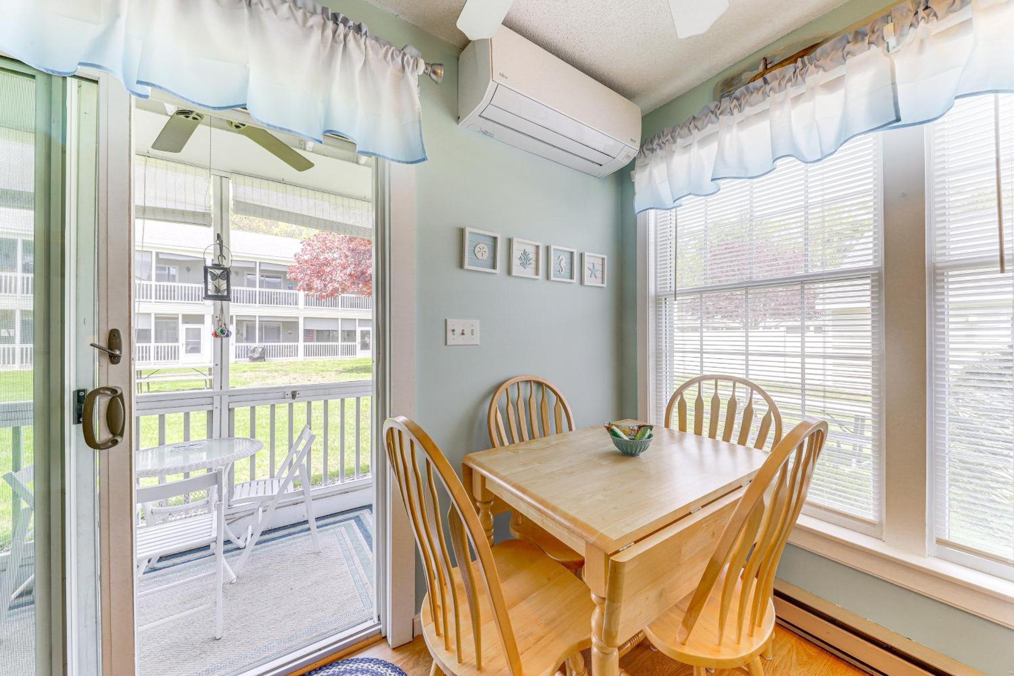 Quaint Condo In Wells With Community Indoor Pool! Exterior foto